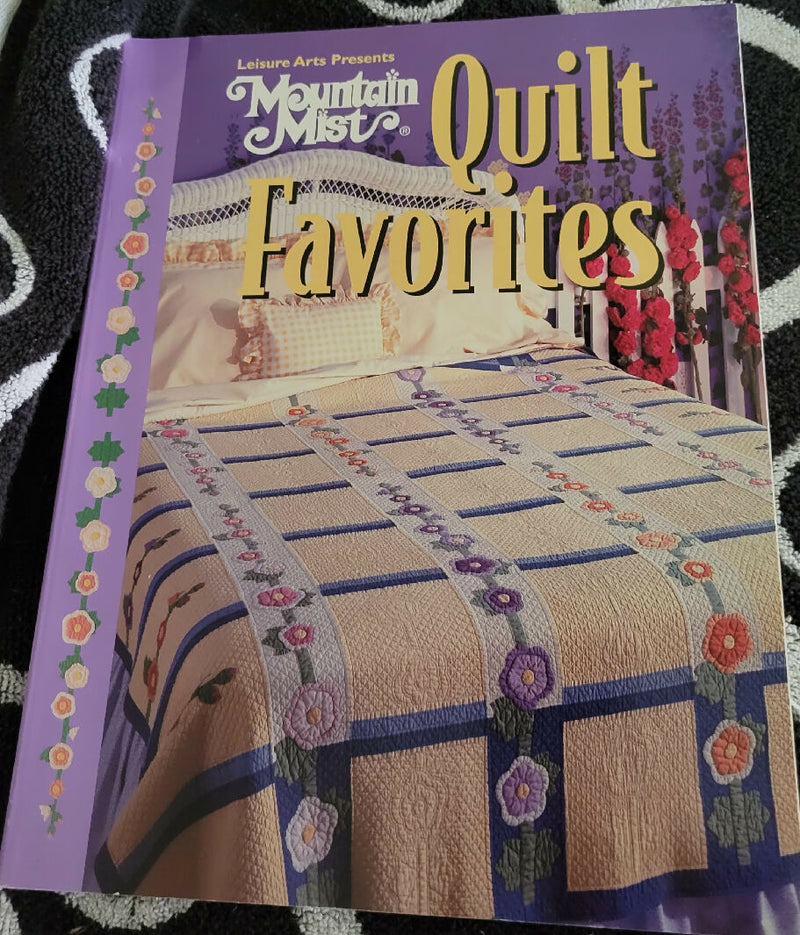 Mountain Mist Quilt Favorites Book