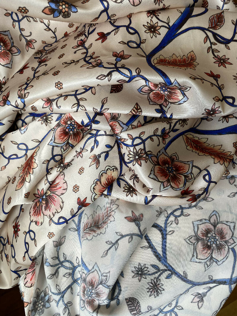 Gorgeous! 3 yds rayon floral & vine print