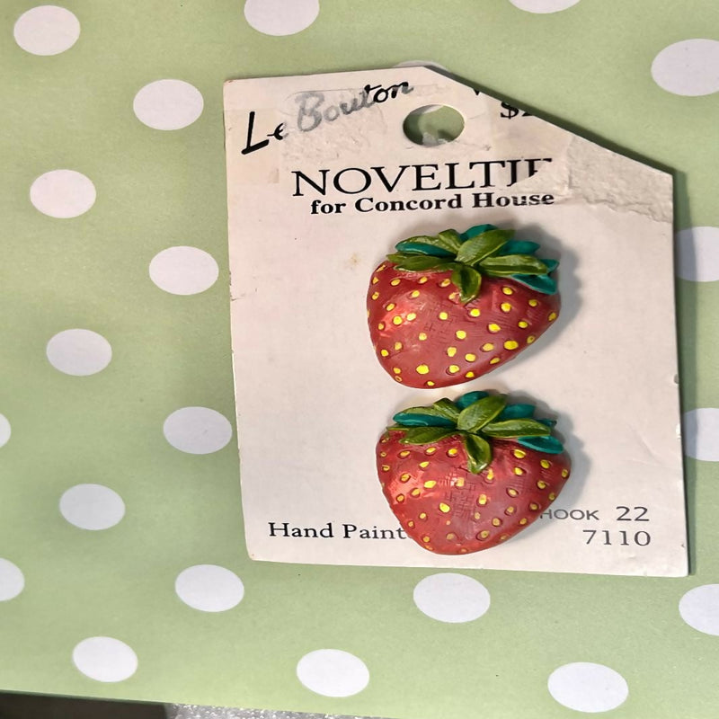 Novelty buttons - strawberries