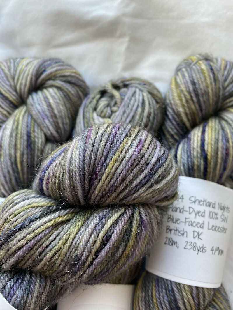 Dk weight yarn lot grey variegated