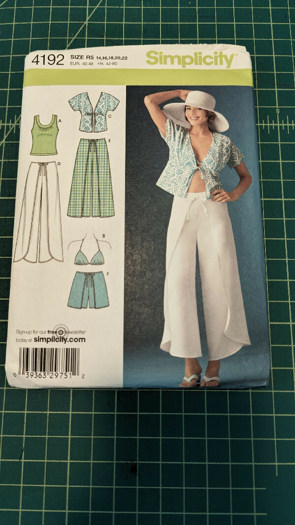 Simplicity 4192 Wrap Pants/Shorts, Kimono, Bra & Knit Top Sewing Pattern Sizes 14-22