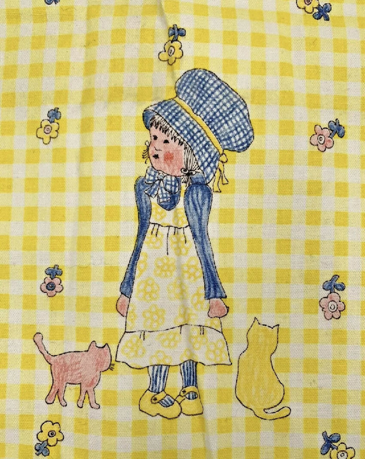 Bonnet girl fabric.Holly Hobbie style fabric online