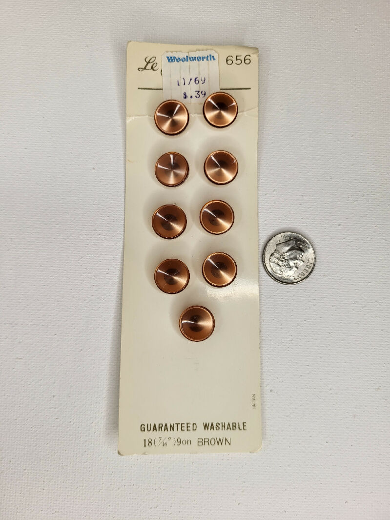 Vintage brown plastic buttons, set of 9