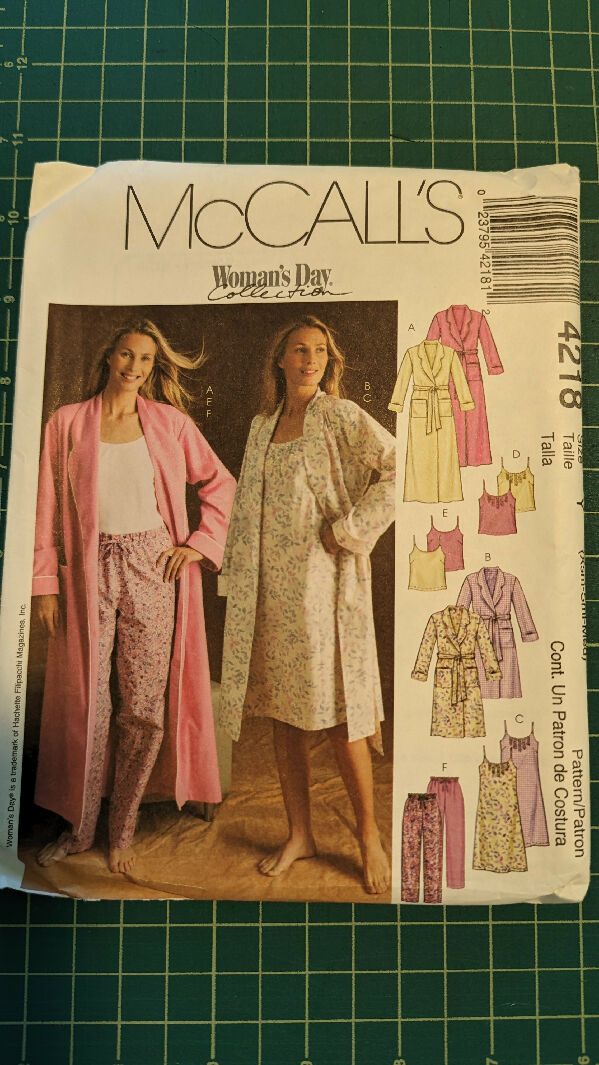 McCall's 4218 Women's Day Collection Robe, Nightgown & Top Pattern Siz ...