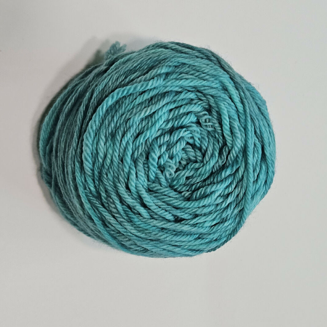 Worsted Weight Acrylic Yarn 118g Destashify