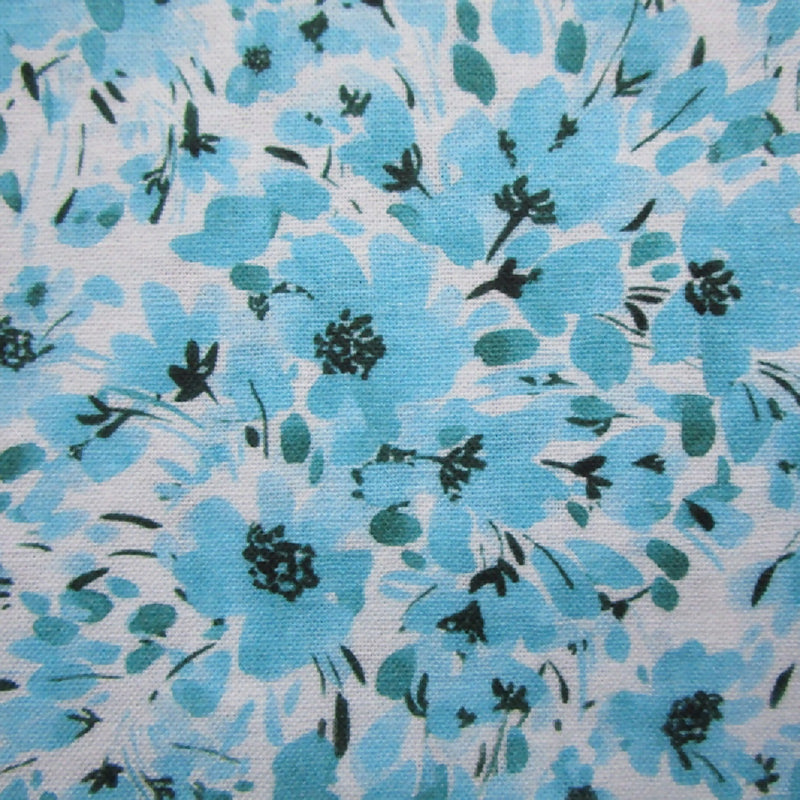 Turquoise and White Floral Cotton Quilting/Sewing Fabric, 43" x 35"