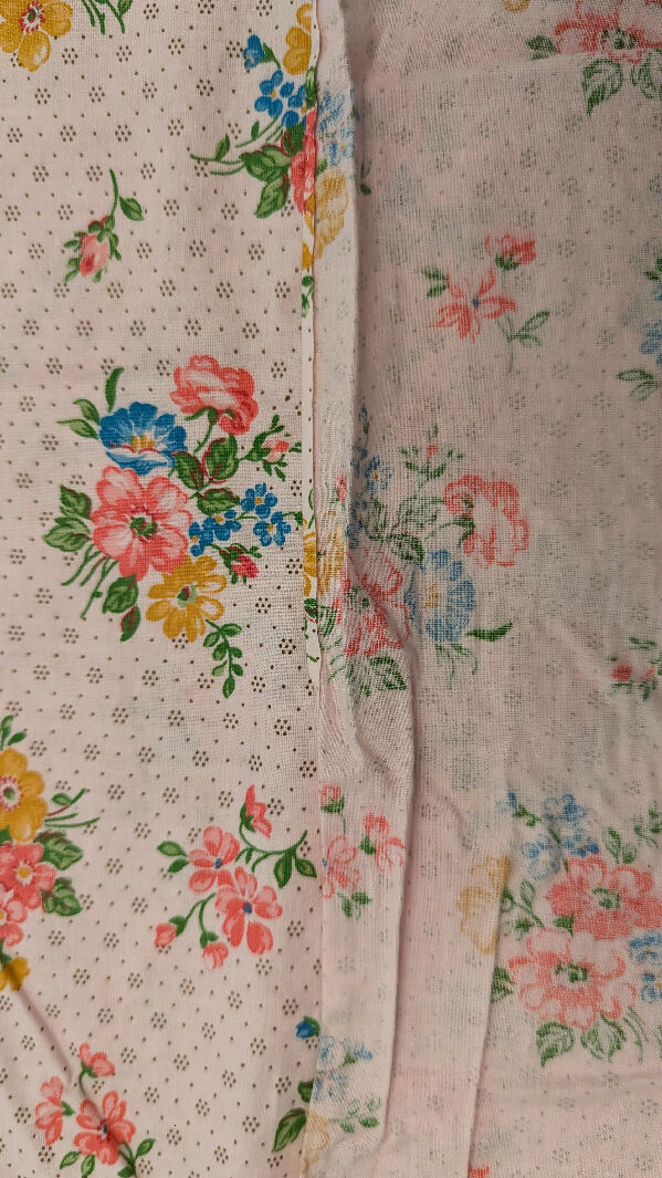 VTG Pink Floral Bouquet & Dots Cotton Woven Fabric 42"W - 2 1/2 yds