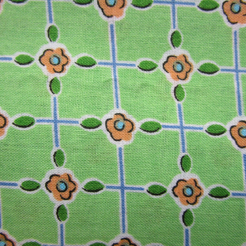 Cotton Fabric, Green Geometric Floral, 5 Large Scrap Pieces