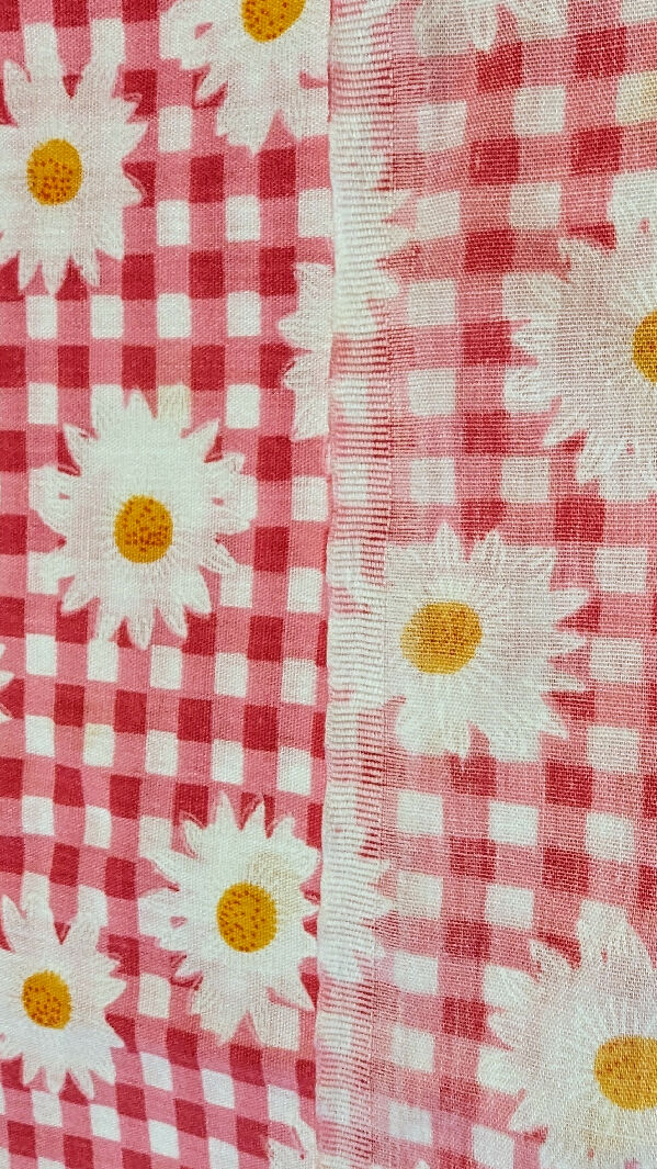 Pink/White Gingham & Daisy Print Cotton Woven Fabric 44"W - 2 yds