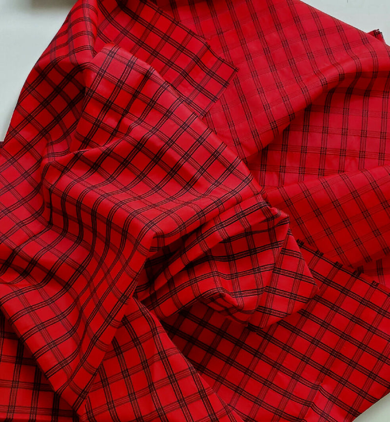 Black/Red Check Poly Taffeta Remnant