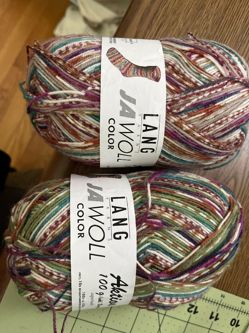 Lang JaWoll sock yarn (self-striping multi)