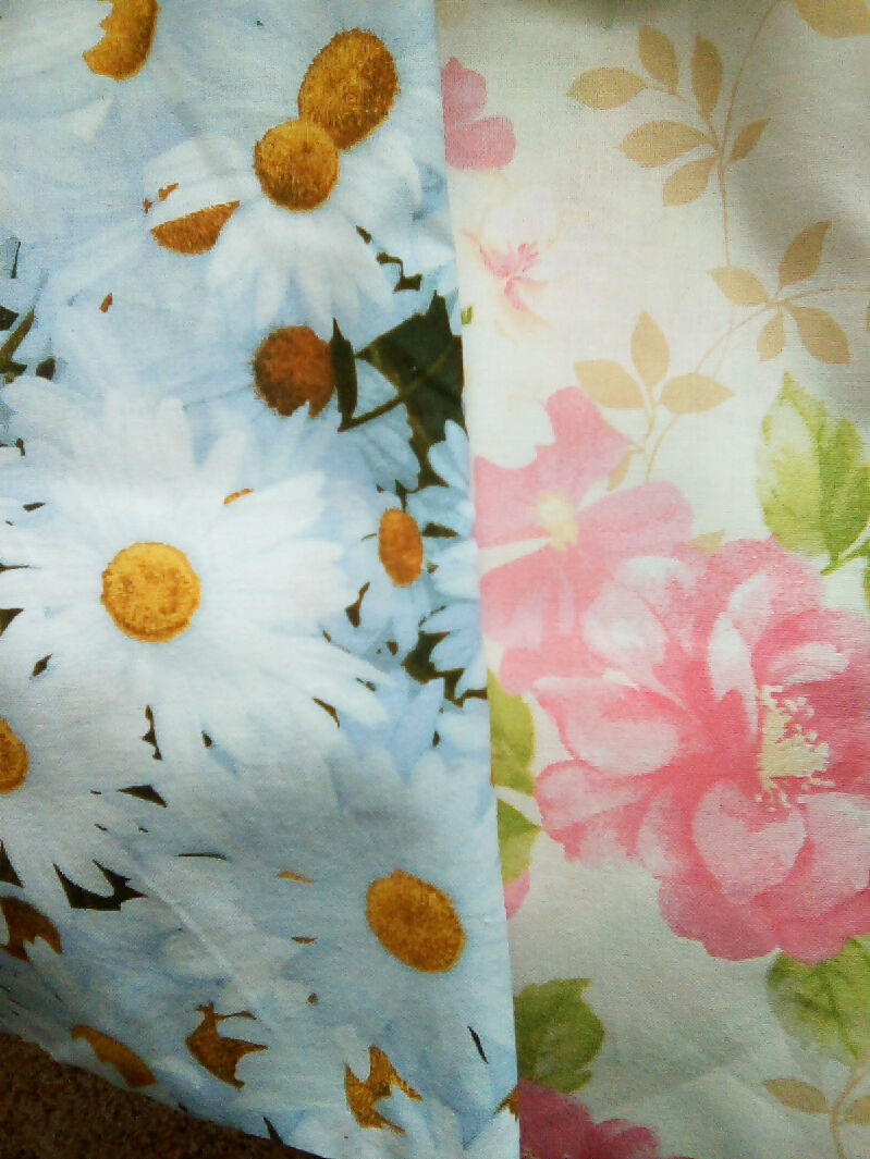 Cotton material, blue, pink color, flower, bee designs, 9in x 43in all 8 pieces, fabric, quilting