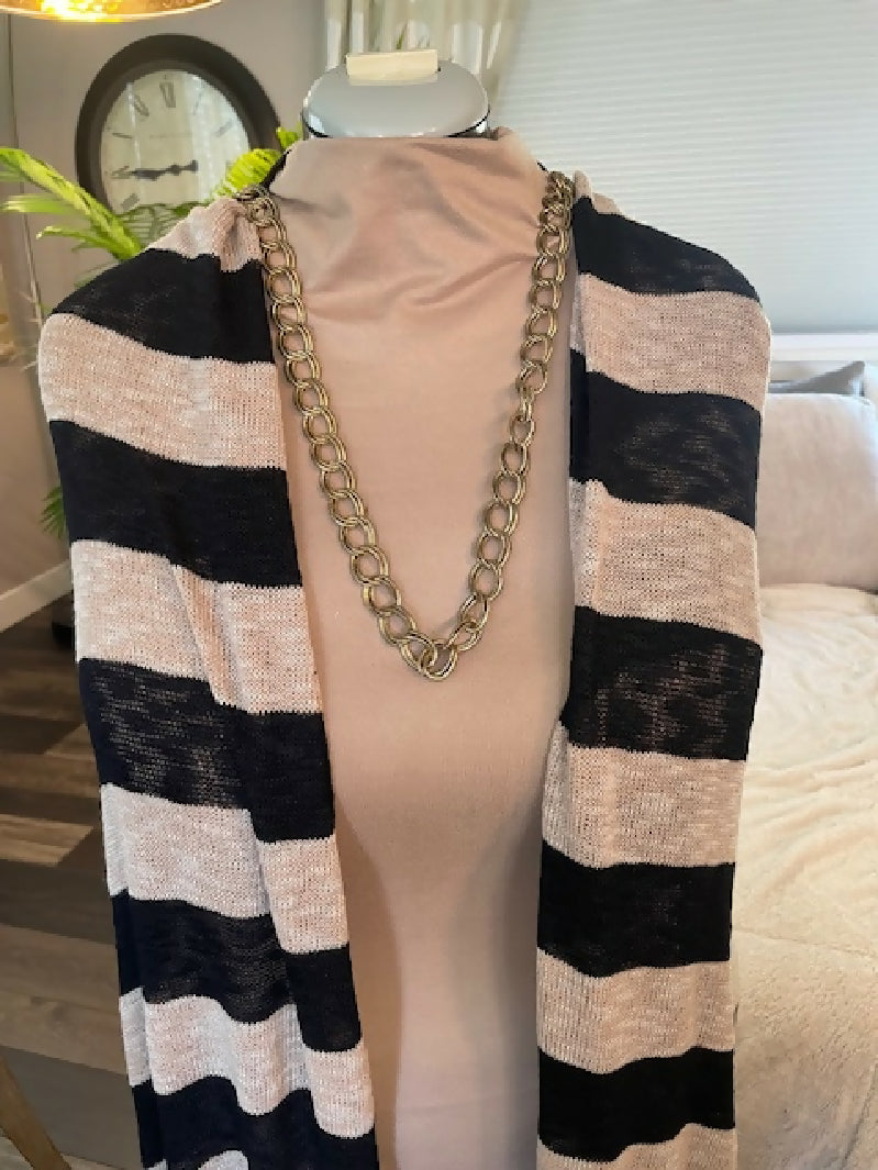 tan&black knit fabric