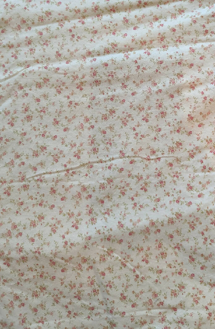 Floral Cotton Fabric In Cream (43X102 in)