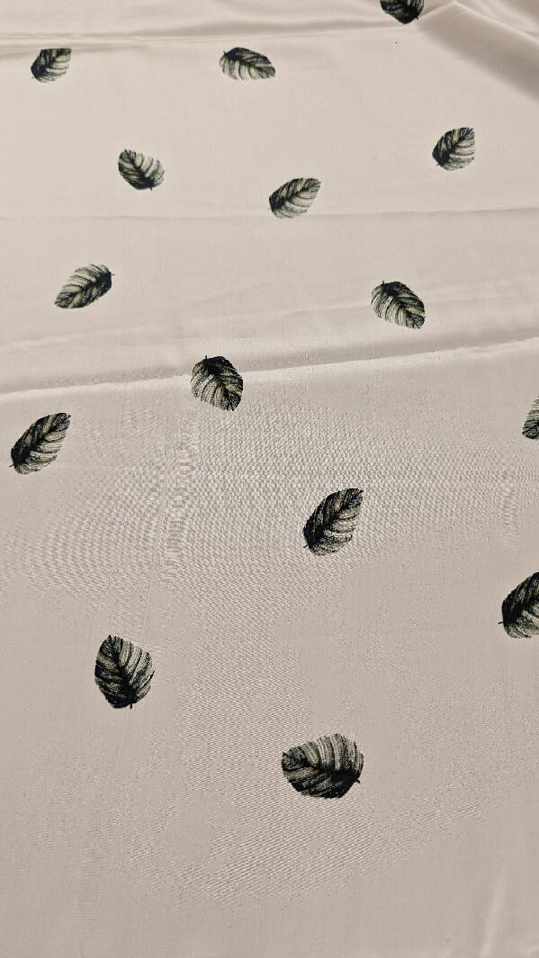 ICream/Green Leaf Border Print Silk Chiffon Woven Fabric 56"W - 8 yds+