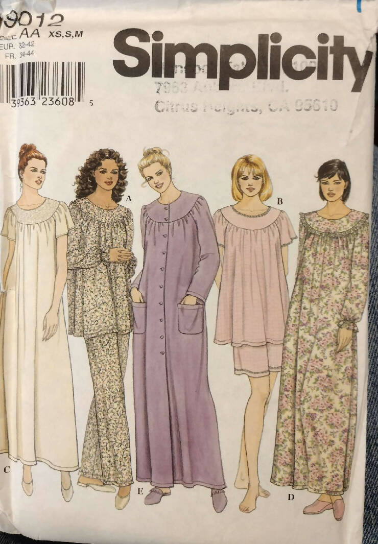 Vintage 1999 Simplicity Sewing Pattern 9012 Size AA XS-M Misses Sleepwear Pajamas, Nightgown, Robe Uncut