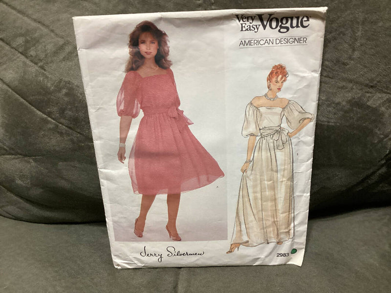 Very Easy Vogue 2983 Jerry Silverman size 12 - 14 - 16
