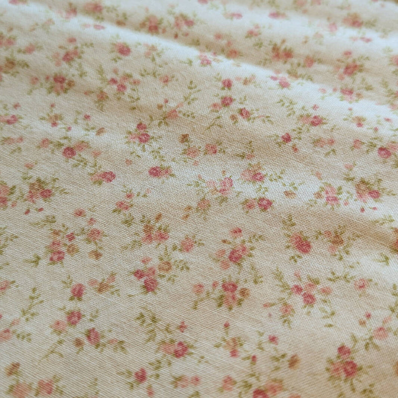 Floral Cotton Fabric In Cream (43X102 in)