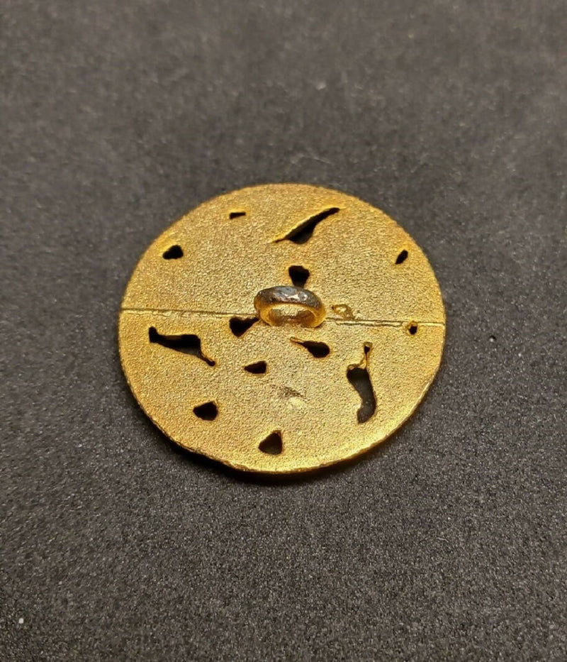 Vintage Gold Metal Floral Shank Buttons