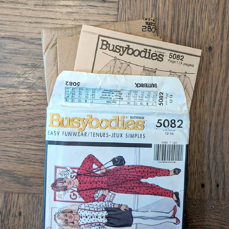 Vintage kids sewing pattern - Busybodies 5082