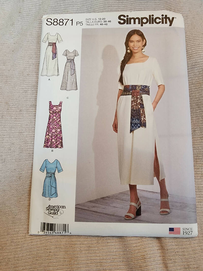 Simplicity 8871 - Misses Dress, UC/FF, SZ 12-20