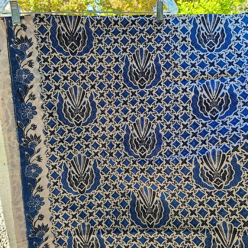 Batik Halus Sinar Beclain India Fabric