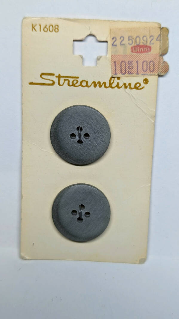 Streamline Industries Vintage Round Gray Buttons 13/16" (20 mm) - set of 2