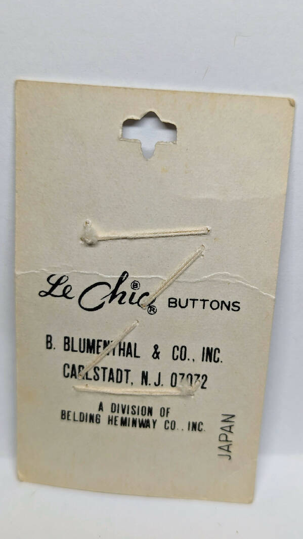 Le Chic Vintage Round Lemon Yellow Buttons 5/8" - set of 5