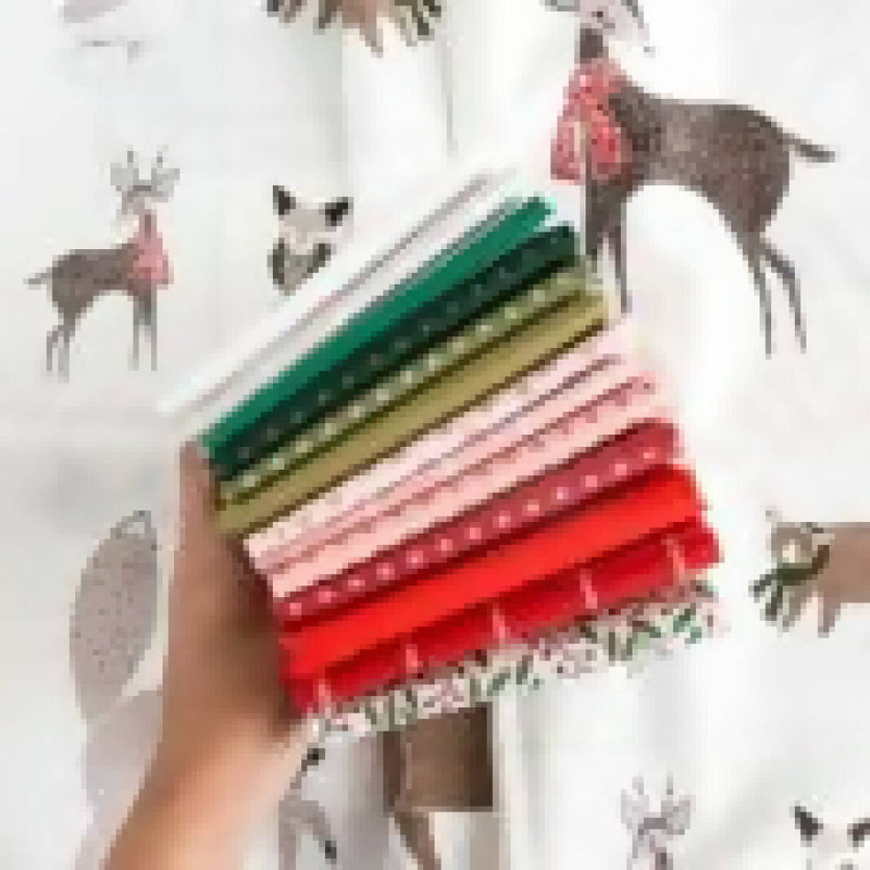 Holly Berry fat quarter kit