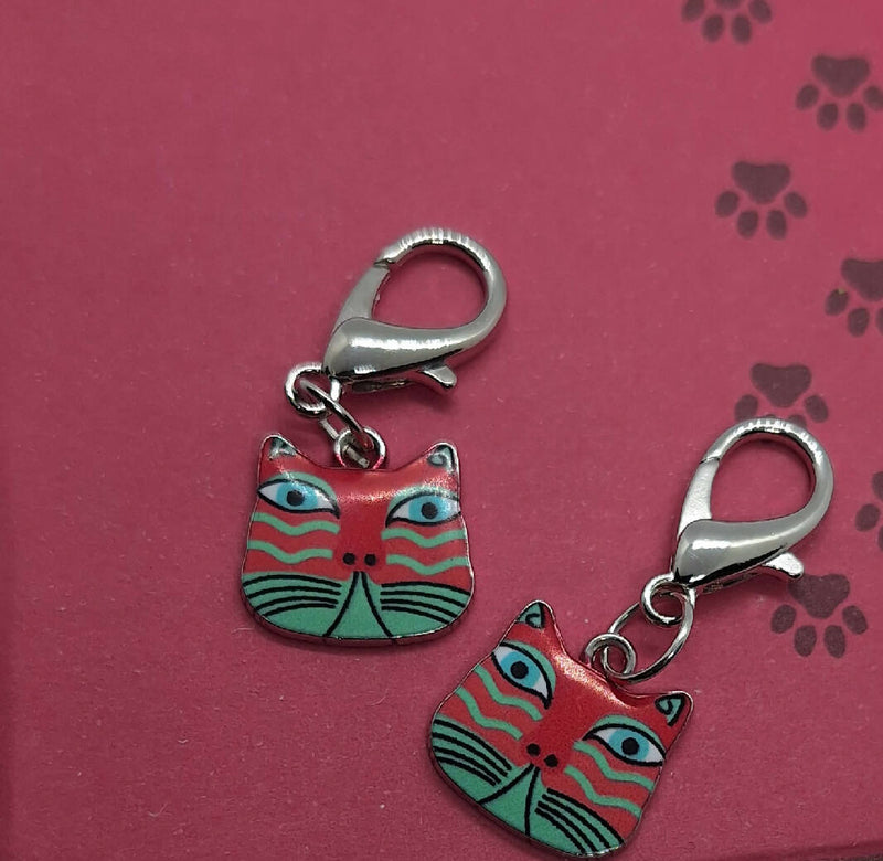 Cat crochet stitch markers