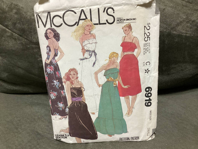 McCall’s 6919 misses size small