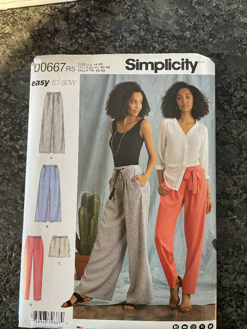 Simplicity 0667/8389