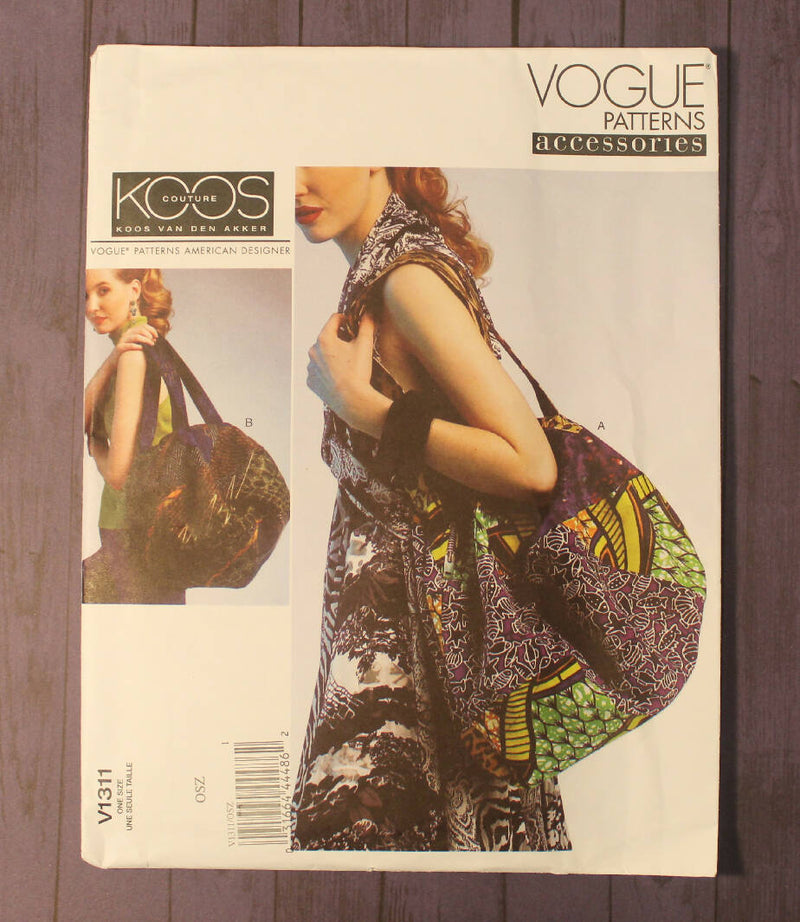 Vogue 1311 Bags, Koos van den Akker