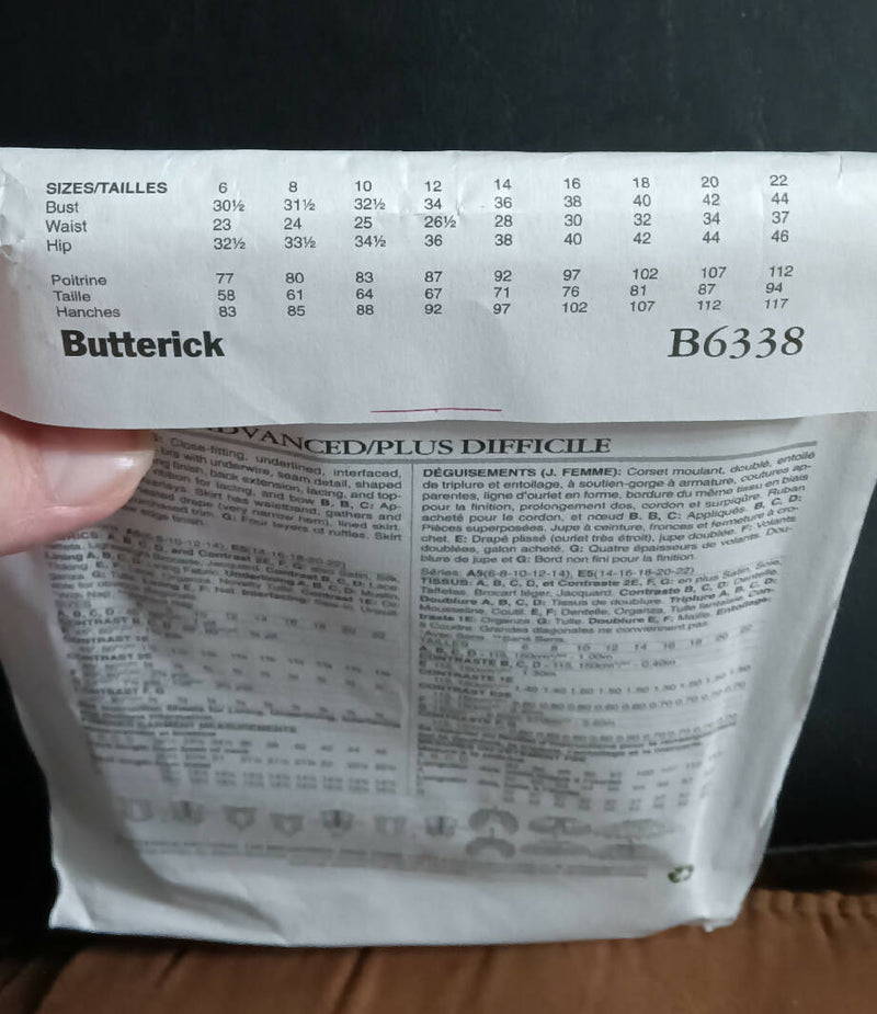 Buttrick B6338 Historical Corset set