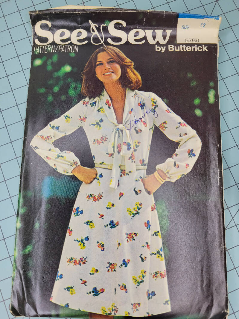 Butterick See & Sew 5766