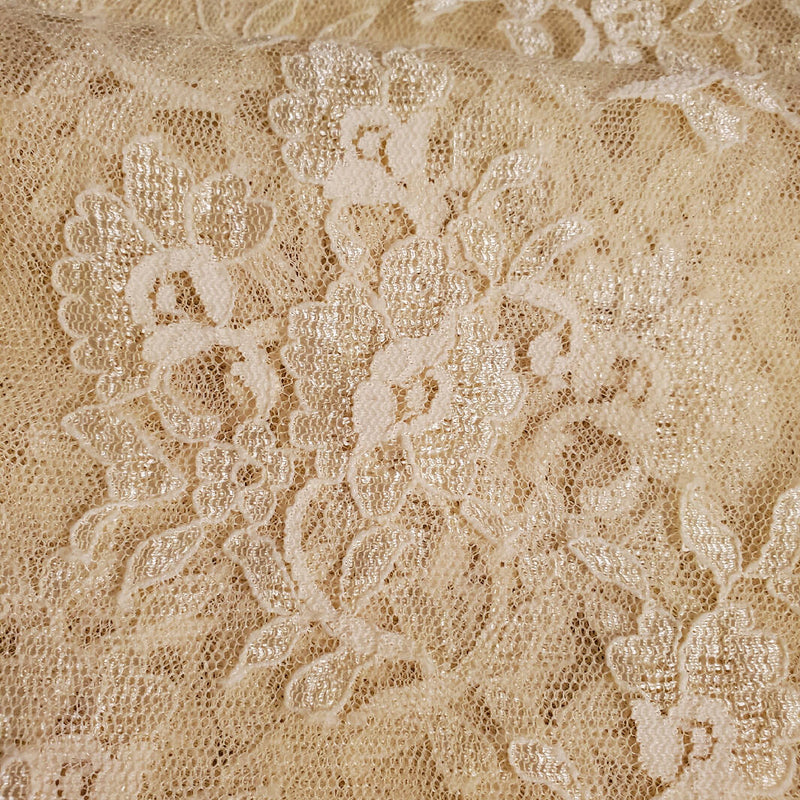 Lace yardage Vintage dress makers netted lace 6 yds + 35 "