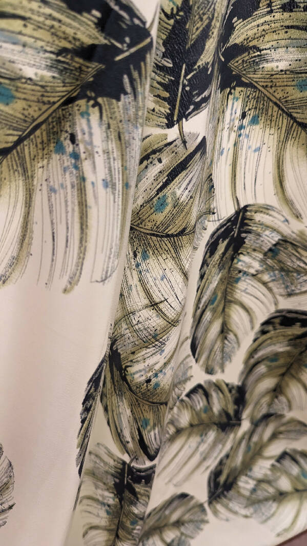 ICream/Green Leaf Border Print Silk Chiffon Woven Fabric 56"W - 8 yds+