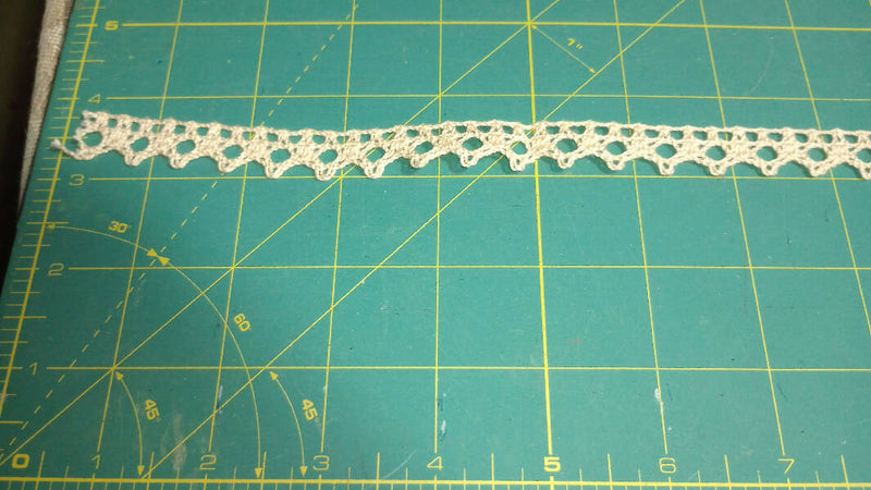 Beige crocheted 1/2" lace trim, 14 ft length