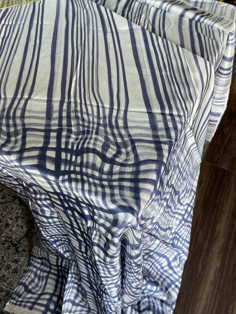 100% silk border print 1 Yard