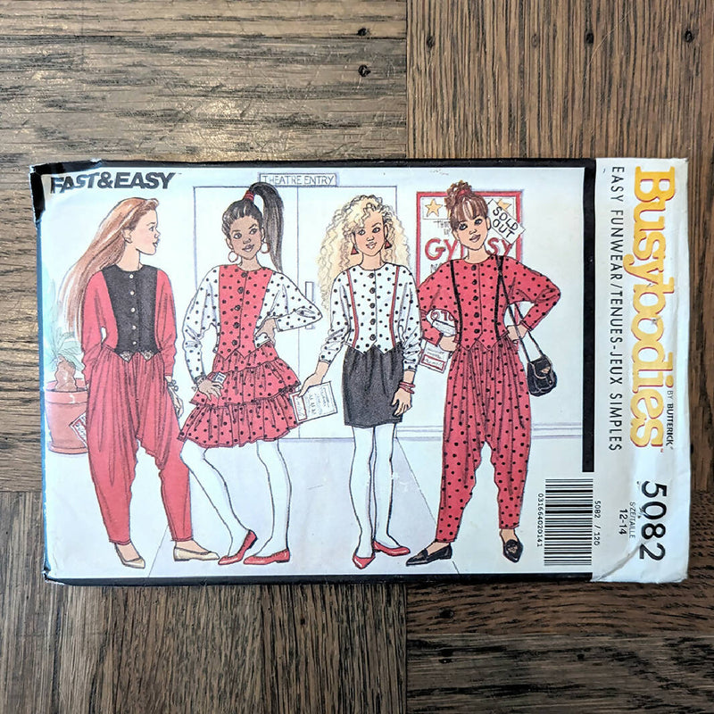 Vintage kids sewing pattern - Busybodies 5082