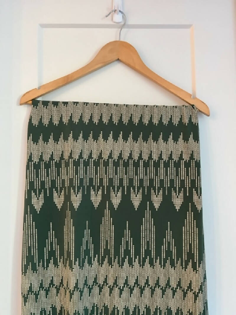 Silky knit - green geometic print - Vintage