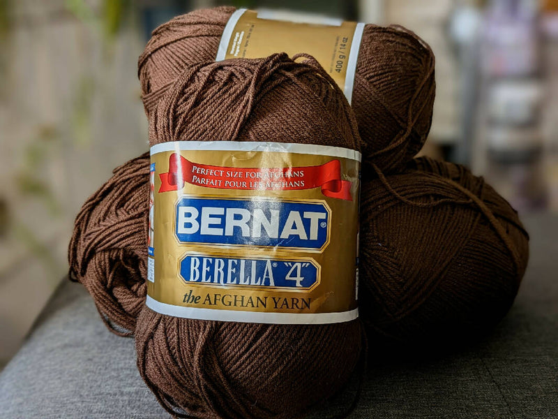 Bernat Berella "4", dark taupe brown - 1600g/56oz - 3060m/3350yd