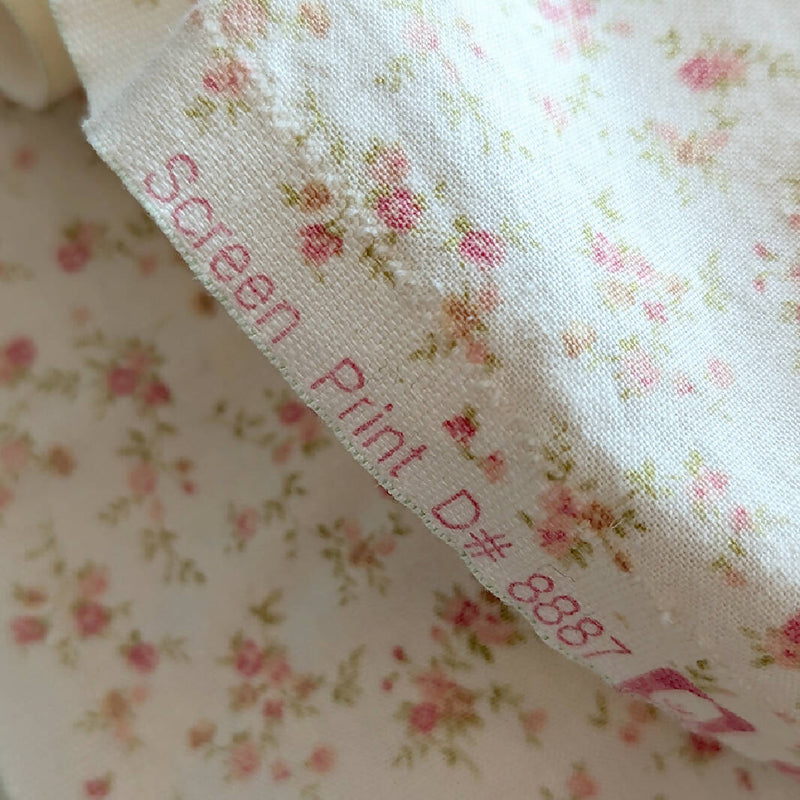 Floral Cotton Fabric In Cream (43X102 in)