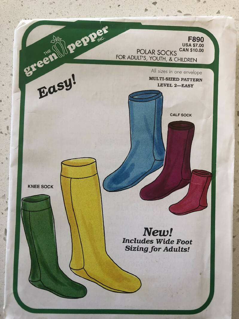 The Green Pepper Pattern No. 890 - Polar Socks