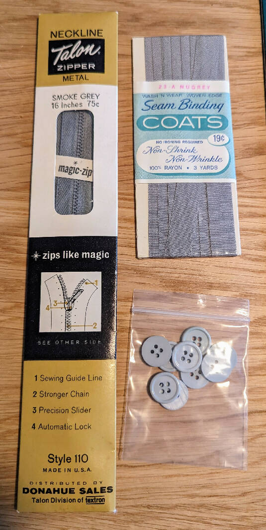 Vintage Gray Sewing Notions - Lot of 4