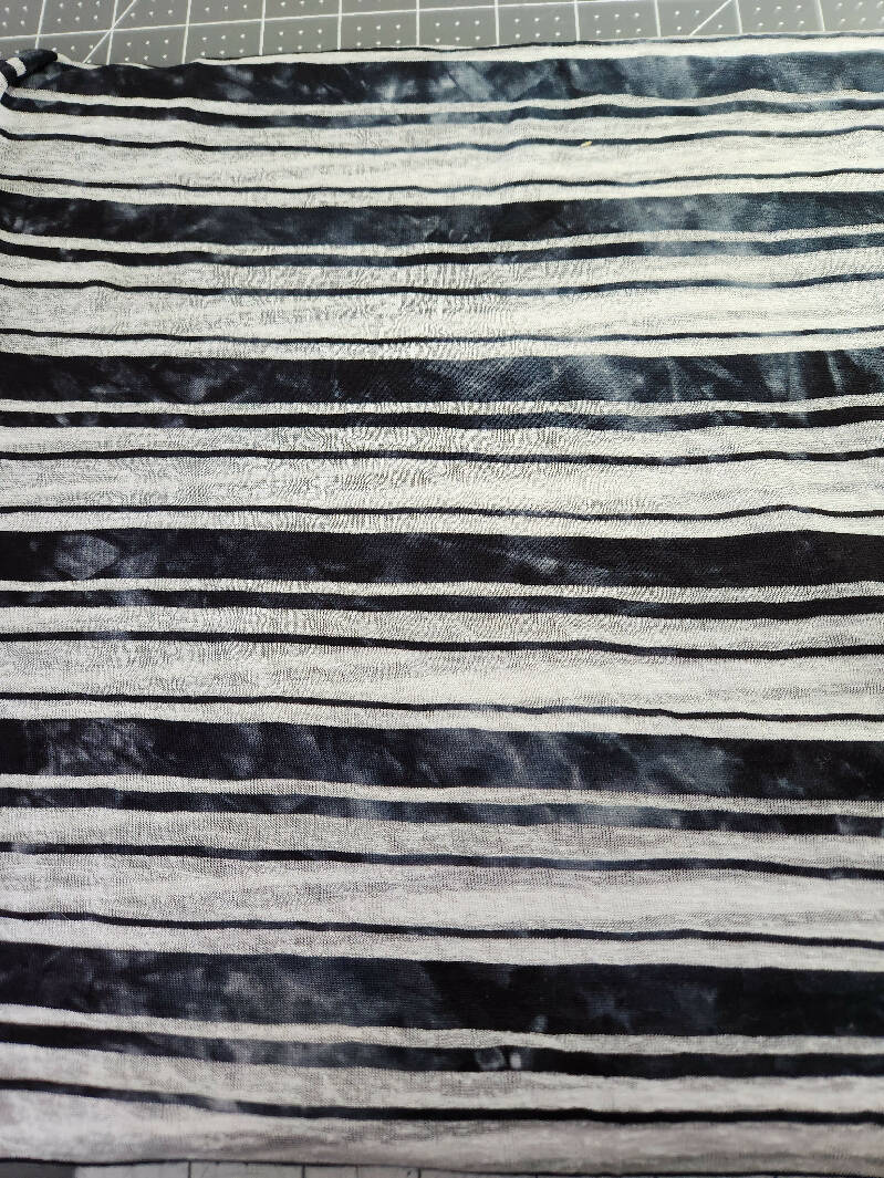Black and white stetch stripe