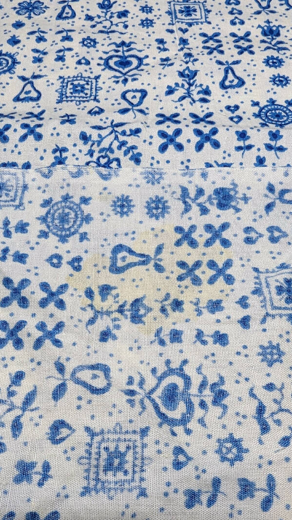 Vintage White/Blue Cottage Cottage Novelty Print Cotton Shirting Woven Fabric 36"W - 4 yds